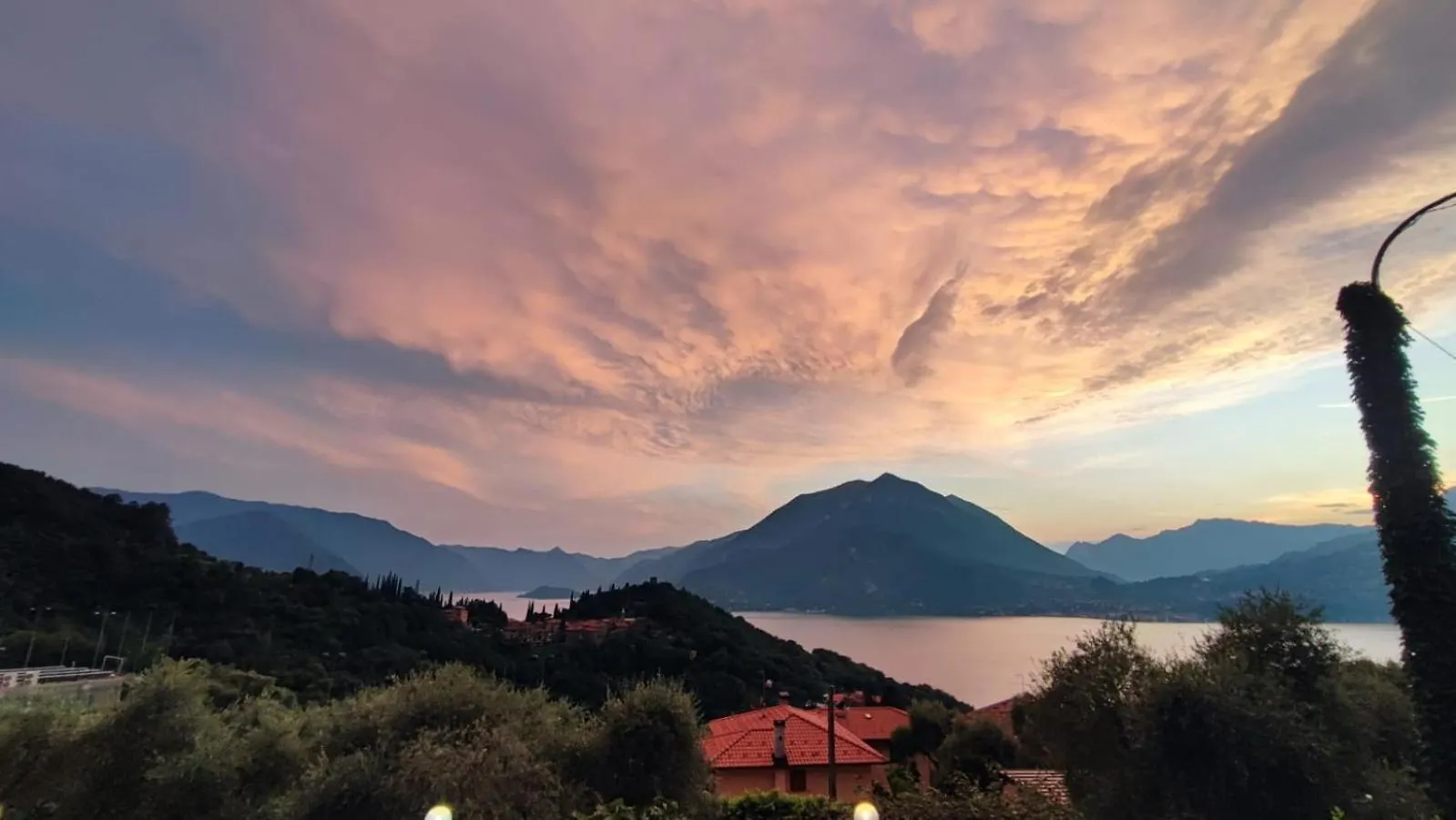 Blu Dipinto Di Blu - Como Lake View - Perledo 0*,  Italy