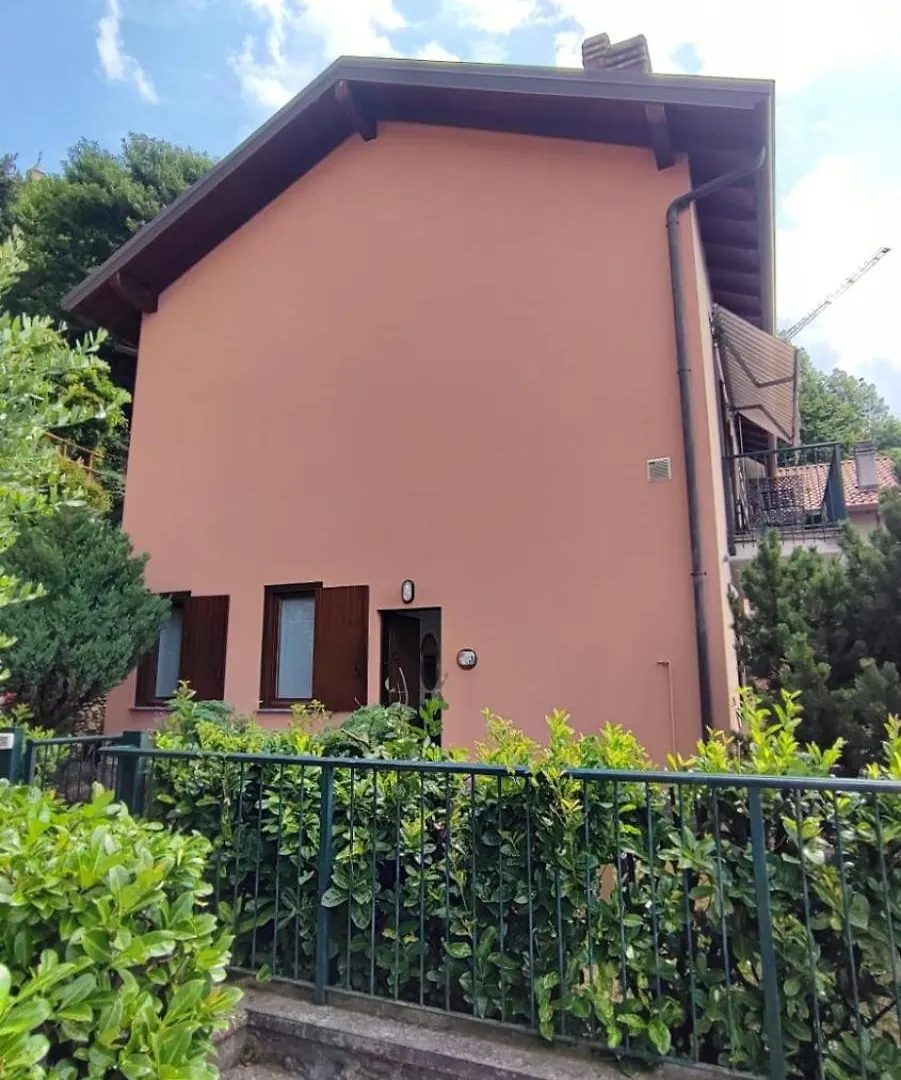 Blu Dipinto Di Blu - Como Lake View - Perledo 0*,  إيطاليا